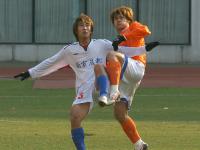 B体育电竞-日本足球甲级别联赛球员向比赛展示实力