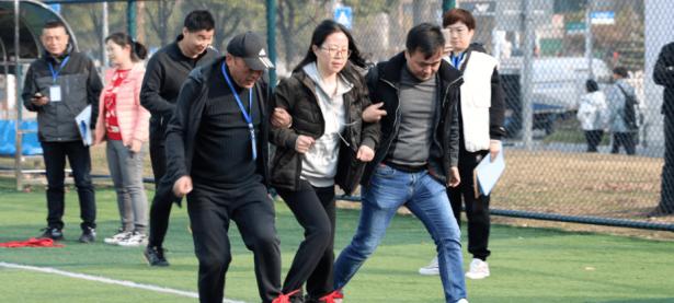 紧张角逐胜负未定，各队摩拳擦掌的简单介绍