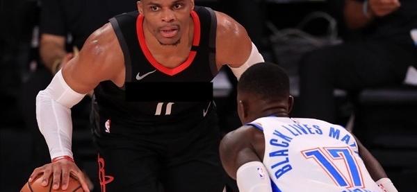 B体育官网app-痛失大腿，雷霆输末节的简单介绍