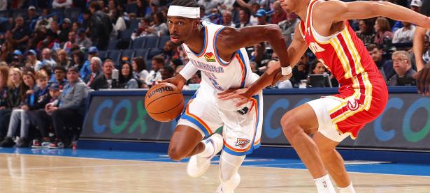 B体育登录入口-老鹰客场逆袭尼克斯，外线火力全开