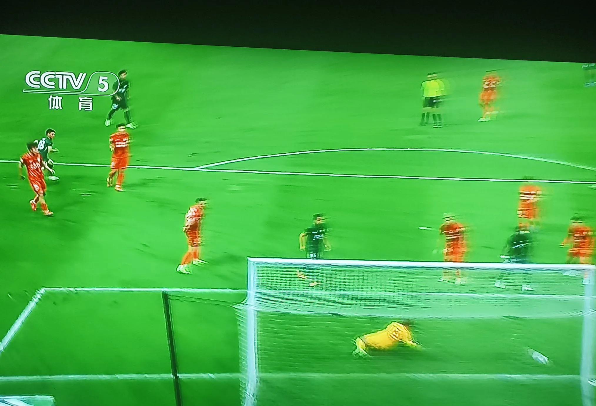 保级大战:河南建业对阵天津泰达,势均力敌的简单介绍 保级大战:河南建业对阵天津泰达,势均力敌的简单介绍