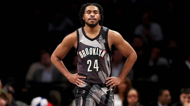 关于篮网队球员喜获MVP，个人表现越发出色的信息