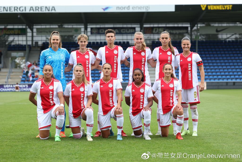 荷兰女足联赛:阿贾克斯队力压对手夺冠 荷兰女足联赛:阿贾克斯队力压对手夺冠