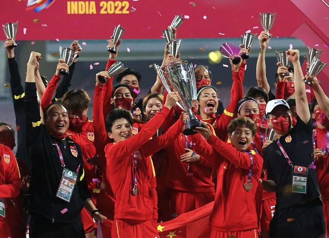 中国队在国际女足大赛中再创佳绩