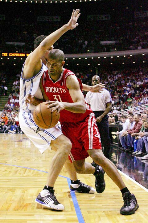 关于火箭惊险胜魔术，晋级前景看涨的信息